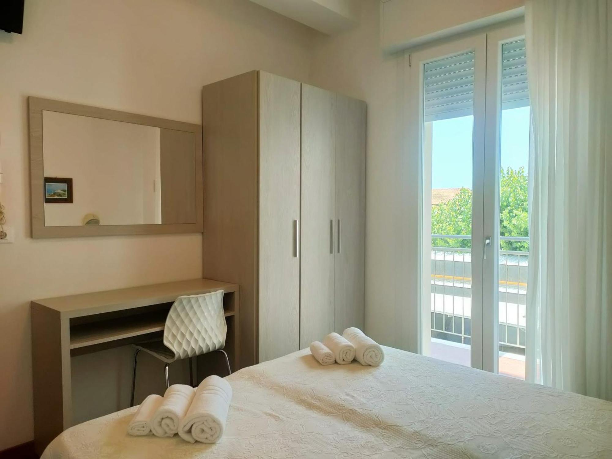Hotel Manuela Cervia Room photo