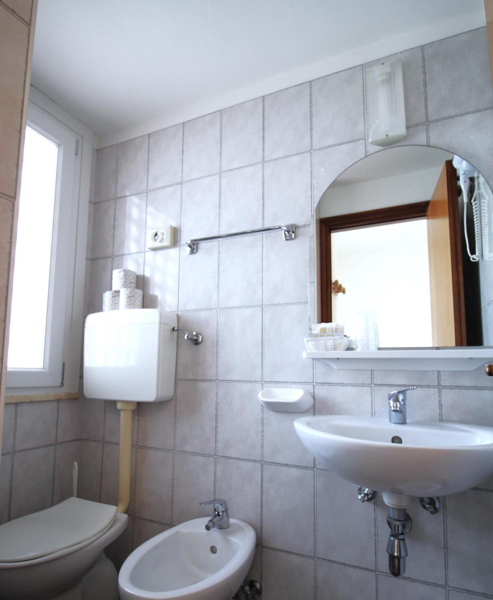 Hotel Manuela Cervia Room photo